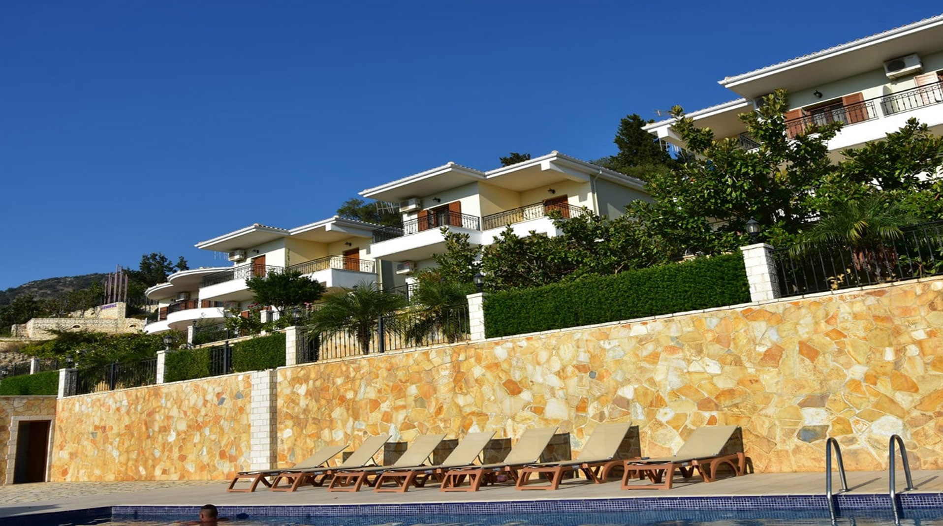 <em>Demiris Hotel <br /> Sivota - Greece</em>
